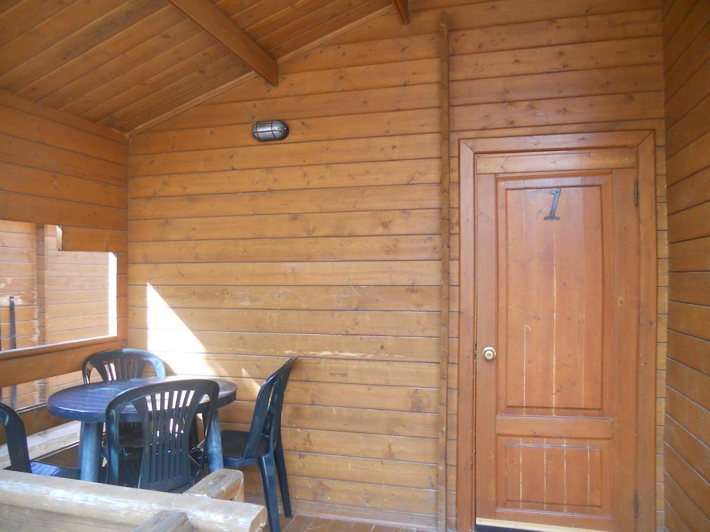 Camping Фуенте-де-П'єдра Номер фото