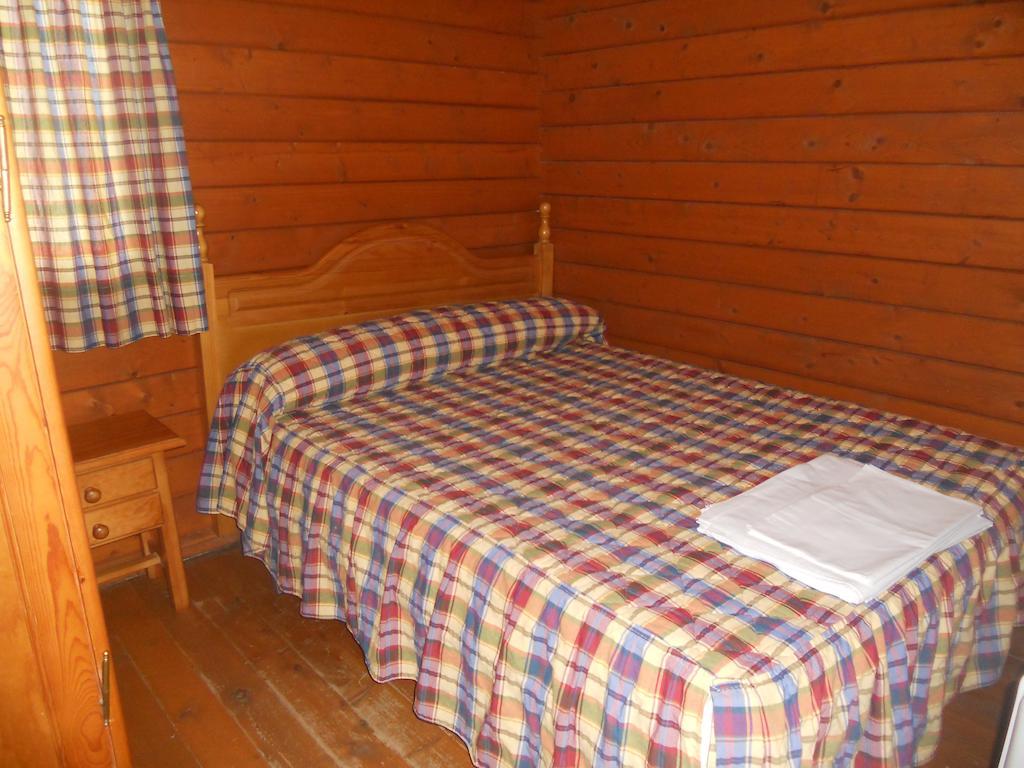 Camping Фуенте-де-П'єдра Номер фото