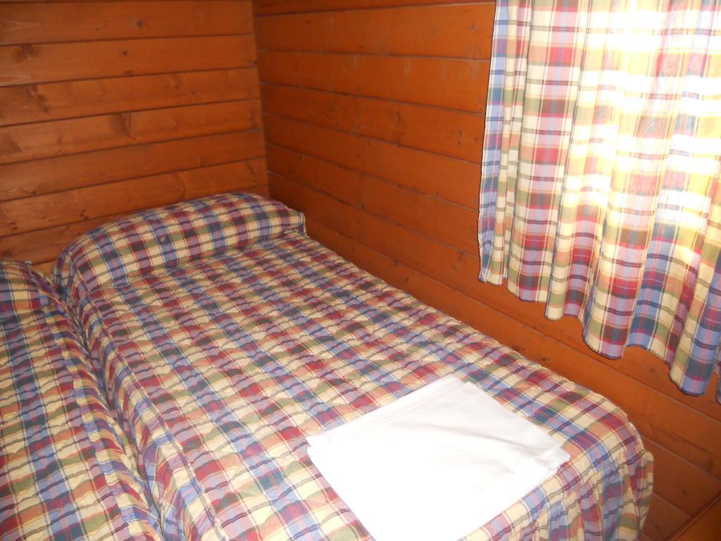 Camping Фуенте-де-П'єдра Номер фото